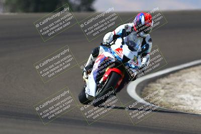 media/Sep-21-2025-TrackDaz (Sun) [[277c75b276]]/C Group/1240pm (Turn 2)/